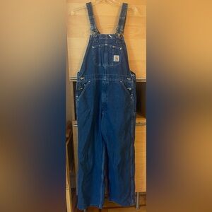 Like new Carhartt overalls size 34x30